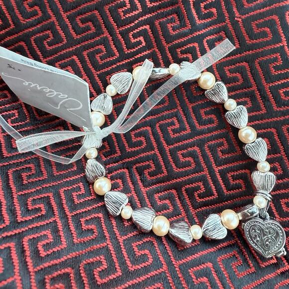 Valerie Parr Hill Faux Peach Silver Tone Bead Prayer Box Charm Stretch Bracelet - Picture 1 of 9